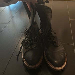Dr.Marten combat boots